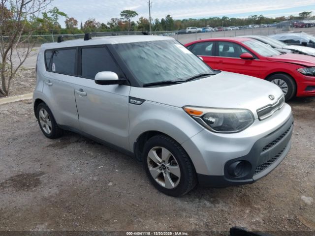 Kia Soul Image 1