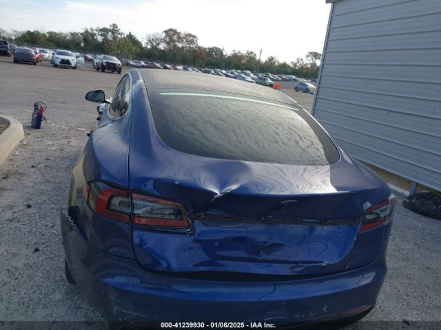 Tesla Model S Long Range Dual Motor All-wheel Drive Image 17