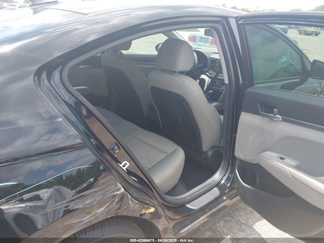 Hyundai ELANTRA Se Image 8