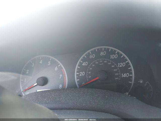 Toyota Corolla L Image 9