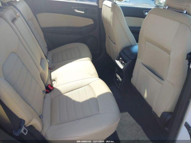 Ford Edge Se Image 3