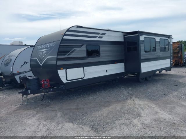 Grand Design Transcend Travel Trailer Image 4