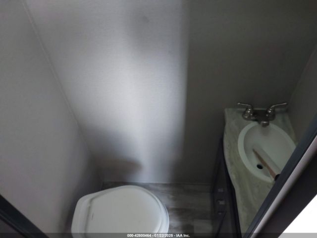 Grand Design Transcend Travel Trailer Image 11