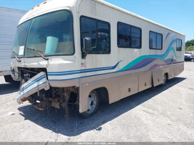 Chevrolet P30 Motor Home Image 6