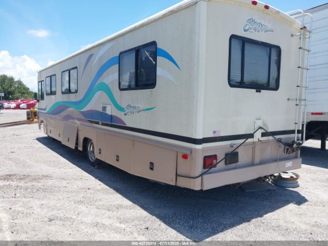 Chevrolet P30 Motor Home Image 4