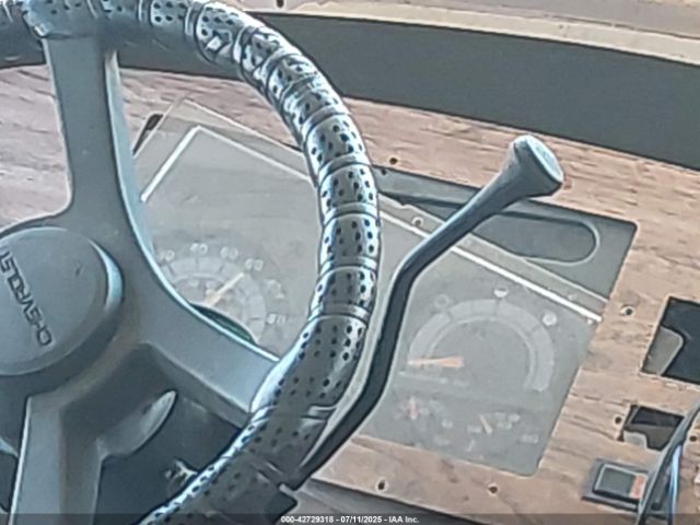 Chevrolet P30 Motor Home Image 8