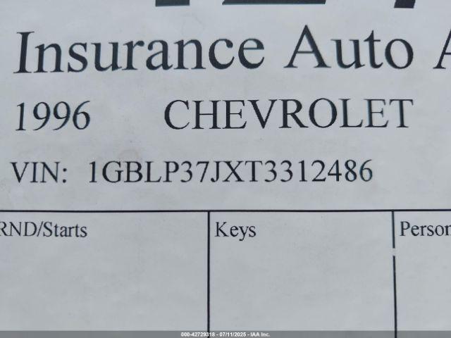 Chevrolet P30 Motor Home Image 5