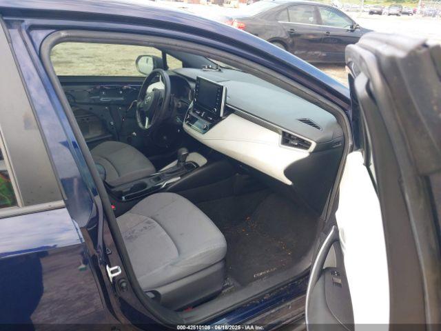 Toyota Corolla Se Image 6