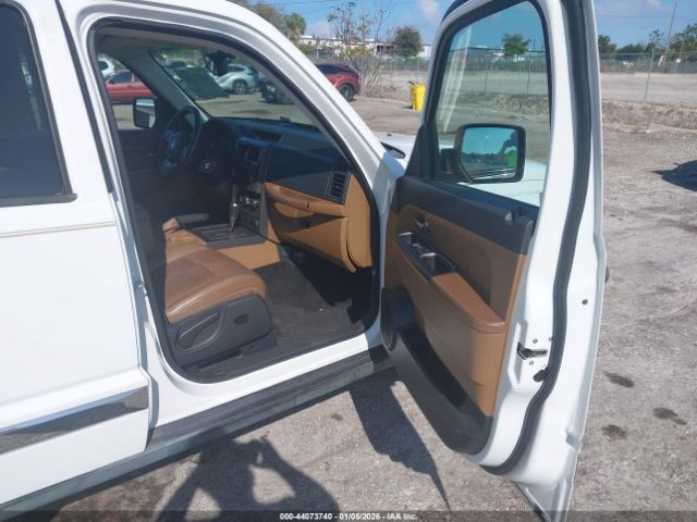 Jeep Liberty Limited Edition Image 4