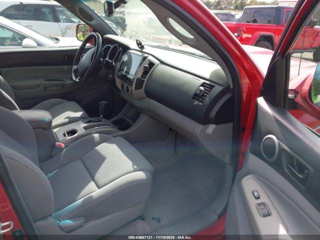 Toyota Tacoma Prerunner V6 Image 3