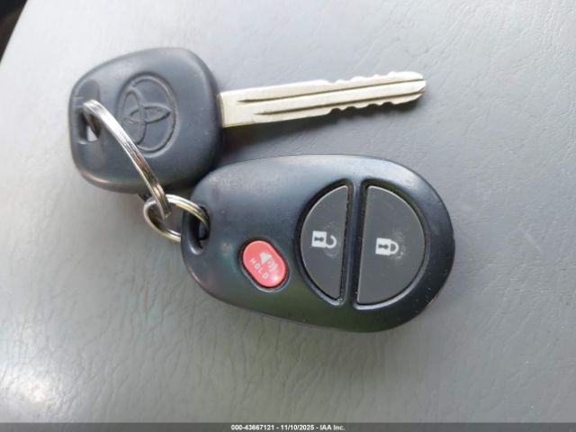 Toyota Tacoma Prerunner V6 Image 15