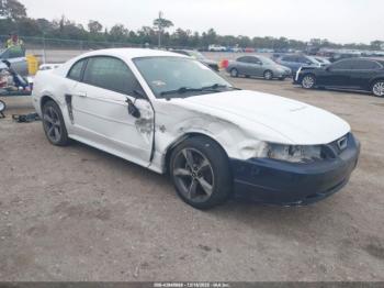  Salvage Ford Mustang