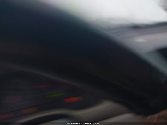 Ford Mustang Image 6