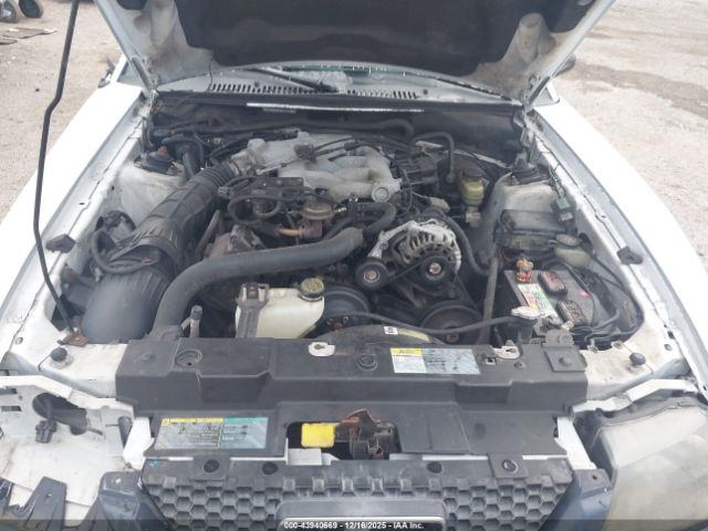 Ford Mustang Image 11