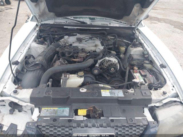 Ford Mustang Image 11