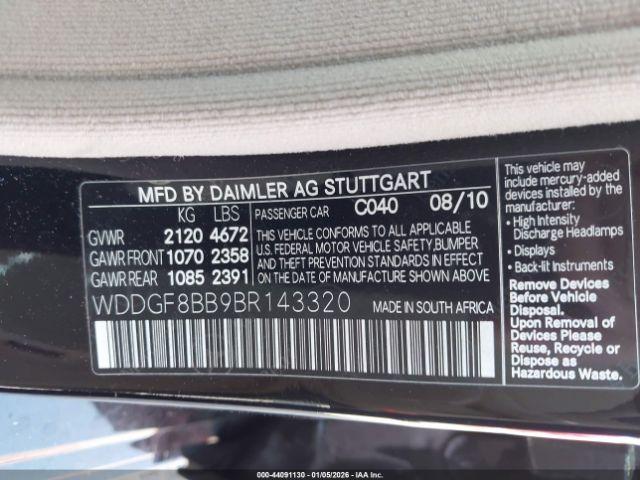 Mercedes-Benz C-Class Image 8