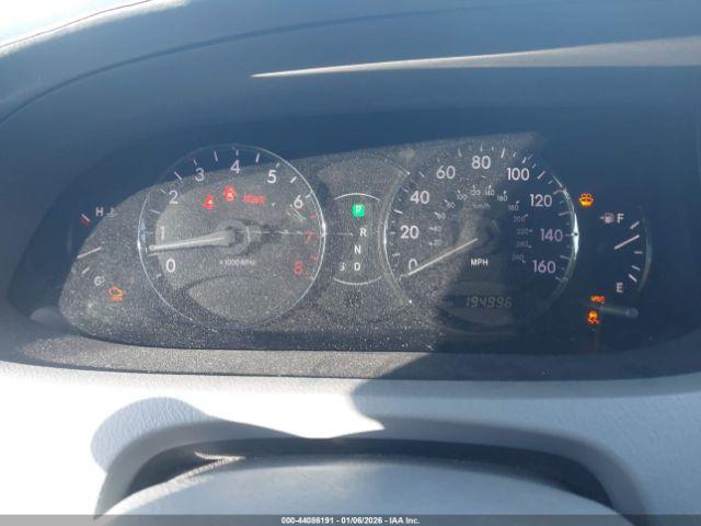 Toyota Avalon Xls Image 8