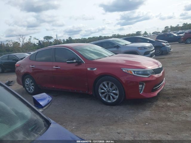 Kia Optima S Image 13