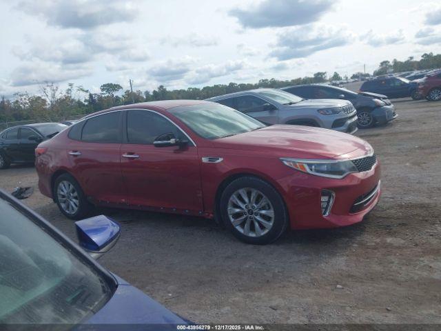 Kia Optima S Image 13