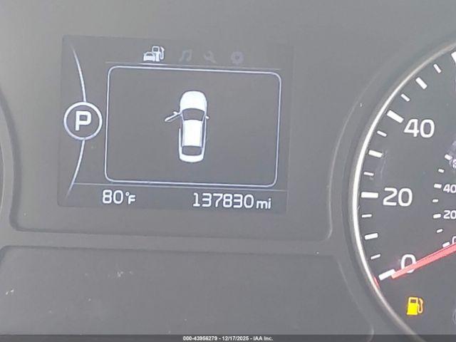 Kia Optima S Image 12