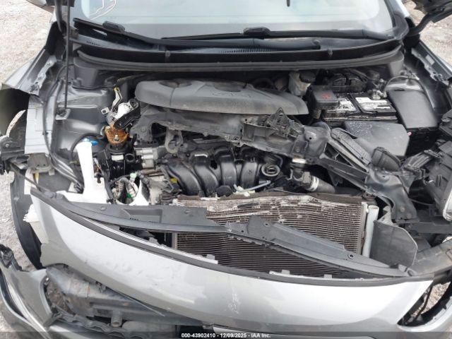 Hyundai ELANTRA Image 14