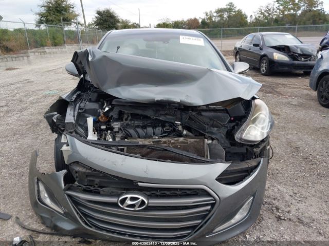 Hyundai ELANTRA Image 15