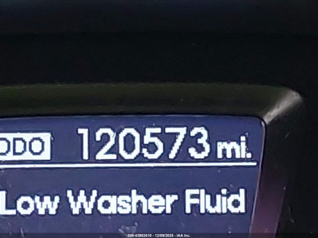 Hyundai ELANTRA Image 10