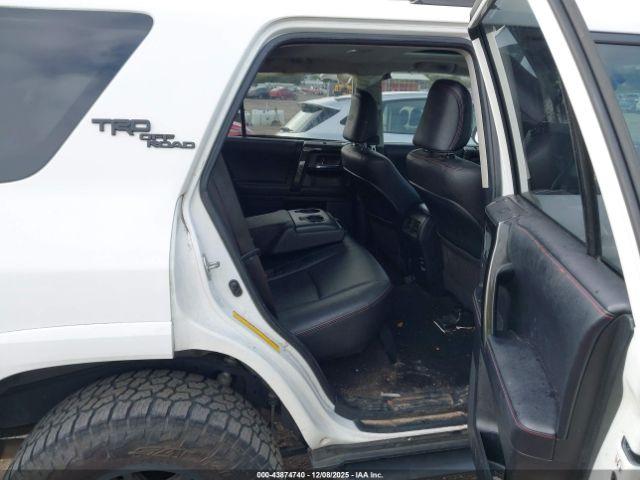 Toyota 4Runner Trd Off Road Premium Image 11