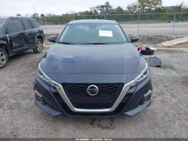 Nissan Altima 2.5 Sv Image 8