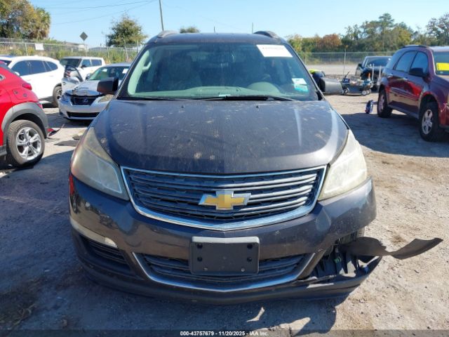 Chevrolet Traverse Ls Image 9