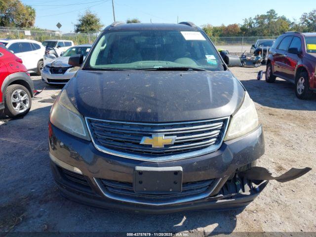 Chevrolet Traverse Ls Image 9