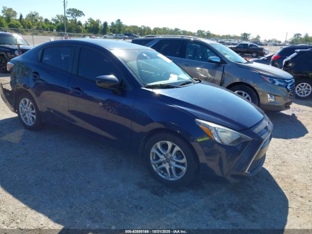 Toyota Yaris Image 1