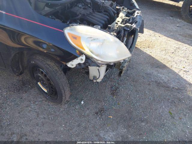 Nissan Versa 1.6 Sv Image 8