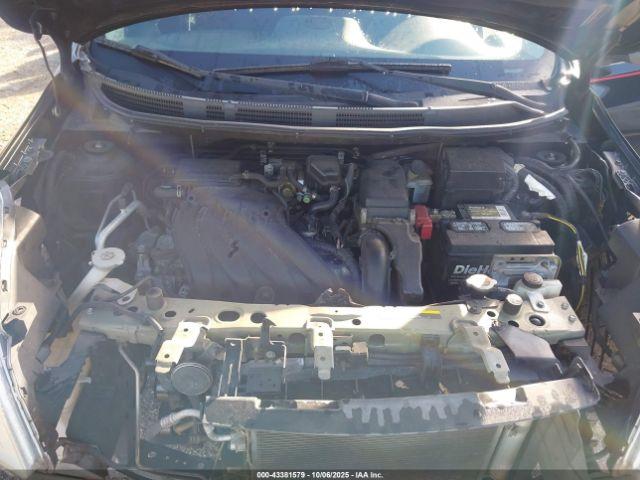 Nissan Versa 1.6 Sv Image 15