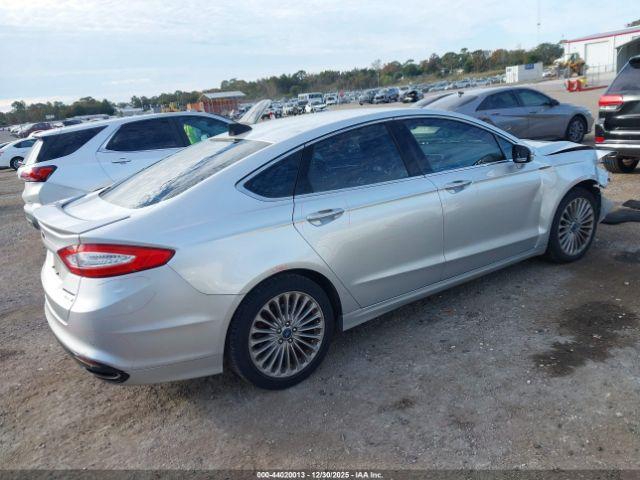 Ford Fusion Titanium Image 2