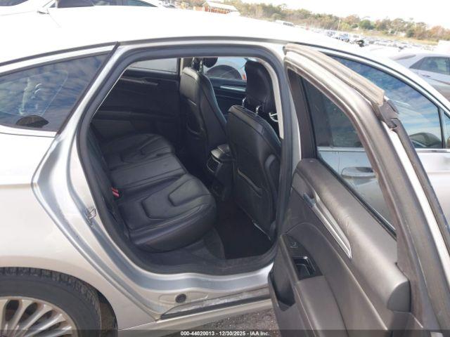 Ford Fusion Titanium Image 5