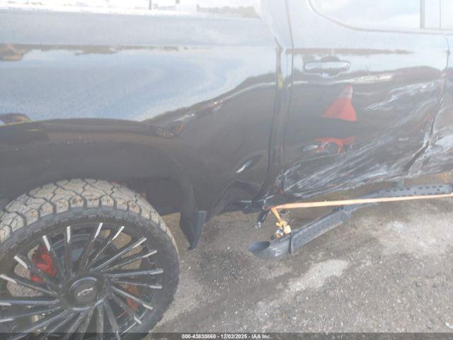 Chevrolet Silverado 1500 4wd  Short Bed Lt Trail Boss Image 15