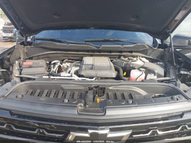 Chevrolet Silverado 1500 4wd  Short Bed Lt Trail Boss Image 3