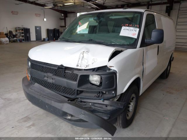 Chevrolet Express Work Van Image 6