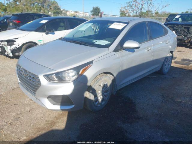 Hyundai ACCENT Se Image 2
