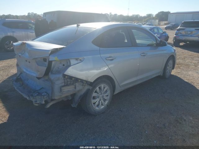 Hyundai ACCENT Se Image 4