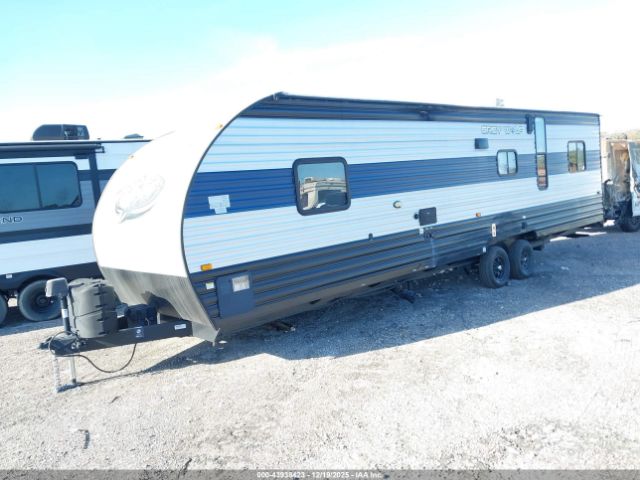 Forest River Grey Wolf Travel Trailer Image 2