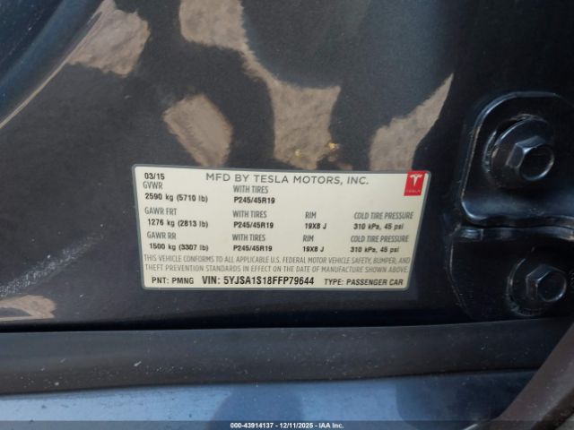 Tesla Model S Image 12