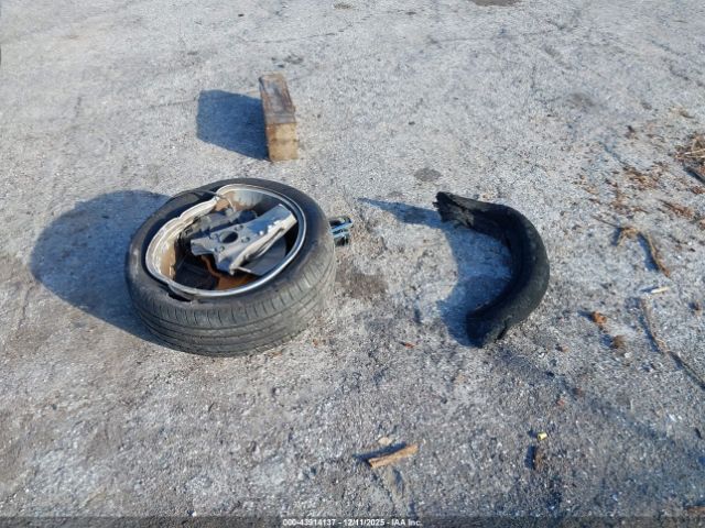 Tesla Model S Image 6