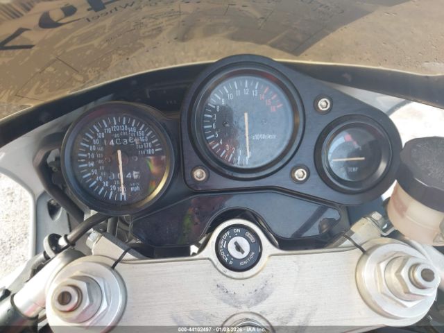 Suzuki Gsx-r600 W Image 4