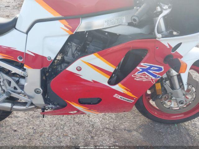 Suzuki Gsx-r600 W Image 3