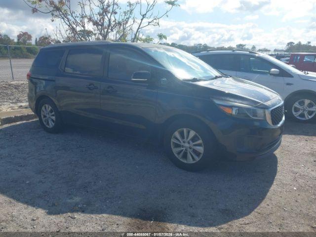  Salvage Kia Sedona