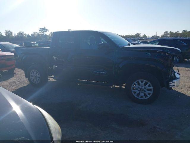 Toyota Tacoma Sr5 Image 2