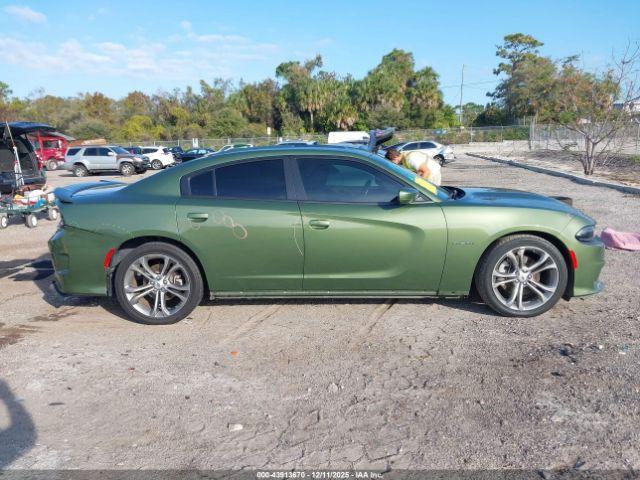 Dodge Charger Image 13