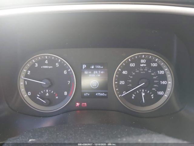 Hyundai TUCSON Sport Image 11